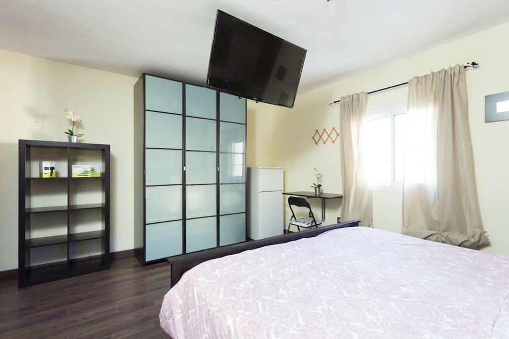 Villa Blanca Tenerife - Private Rooms - Terrace And Bbq, 5 Minutes From The Beach And Airport San Isidro  Extérieur photo